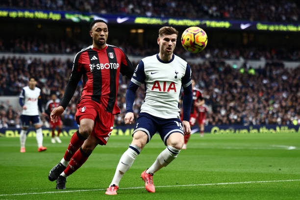 塔里的年龄 塔里的年龄