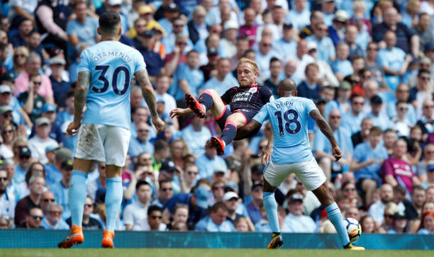 东曾在面对 东曾在面对